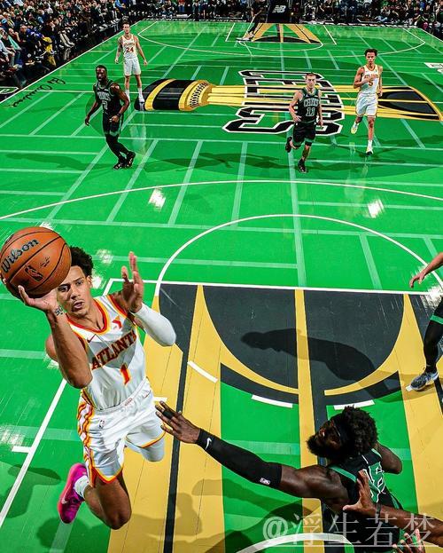 杰伦-约翰逊妙传助攻，奥孔古空切灌篮完成配合